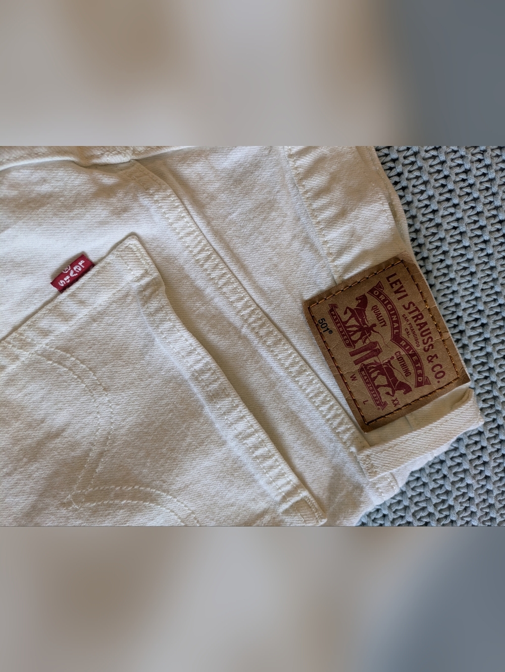 Levi's 501 Cutoff Shorts White Sz 27 - Picture 8 of 9